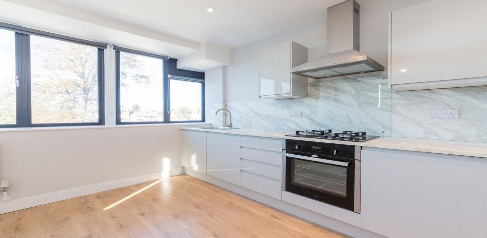 			PARKING SPACE , Studio Apartment, 1 bath, 1 reception Apartment			 Church Lane , KINGSBURY 